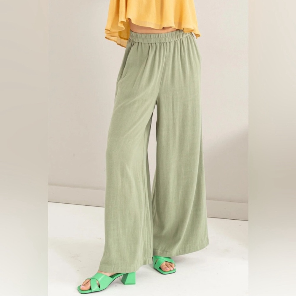 🎈Brand New HYFVE Women's size Large Sage green linen pants - NEW 🎈